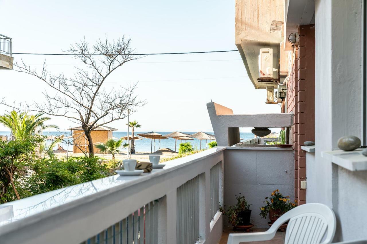 Next To The Sea - Apartment Агия Триас Екстериор снимка